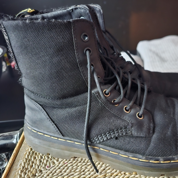 Dr. Martens - Picture 3 of 5